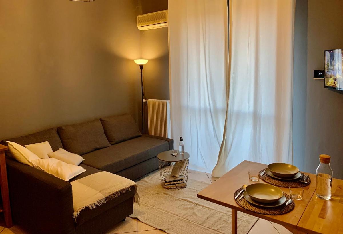 Gius' Apartment elegante vicino Ospedale Biella - Housity