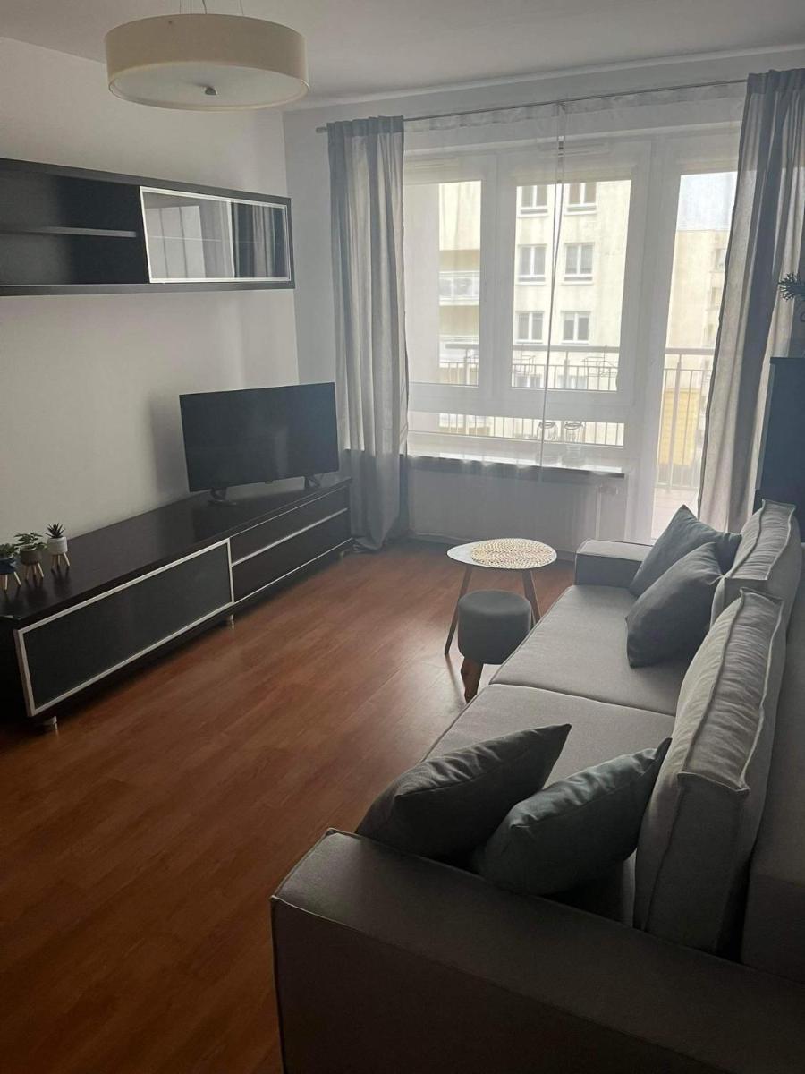 Klimatyzacja - przy centrum Onkologii klinice Novum dla pary bądź 4 osób - Housity
