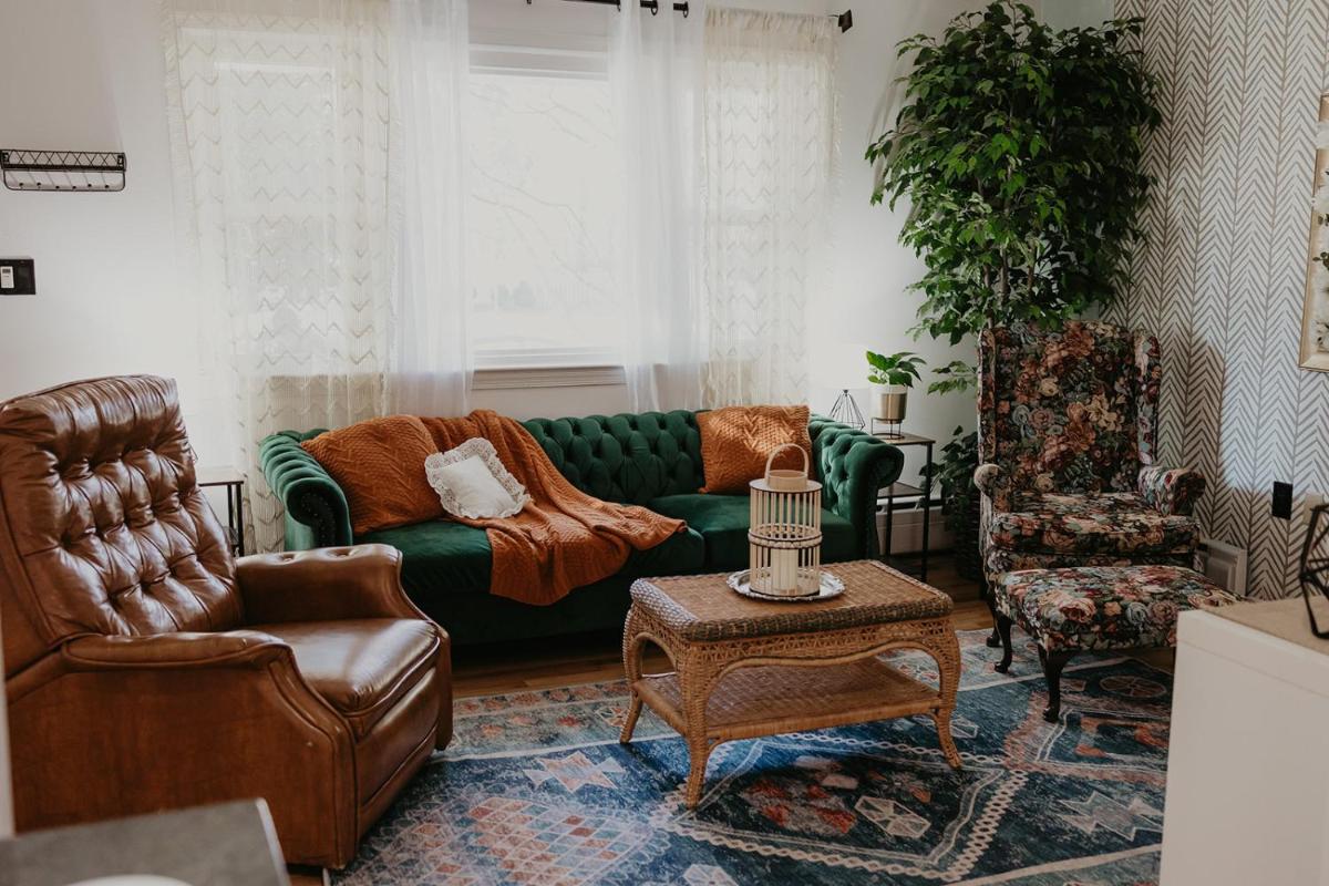 Cozy Pet friendly close to Old Town Alexandria - Housity
