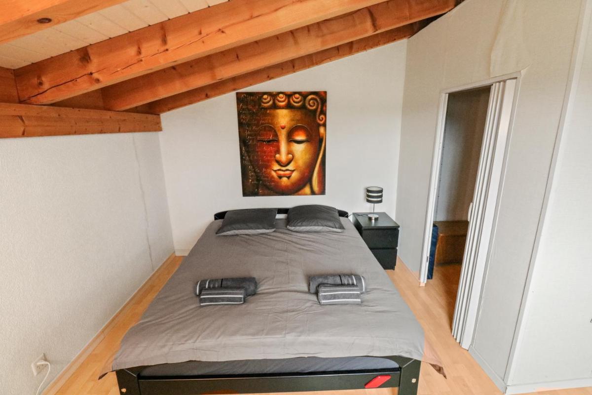 Joli duplex avec piscine - Housity