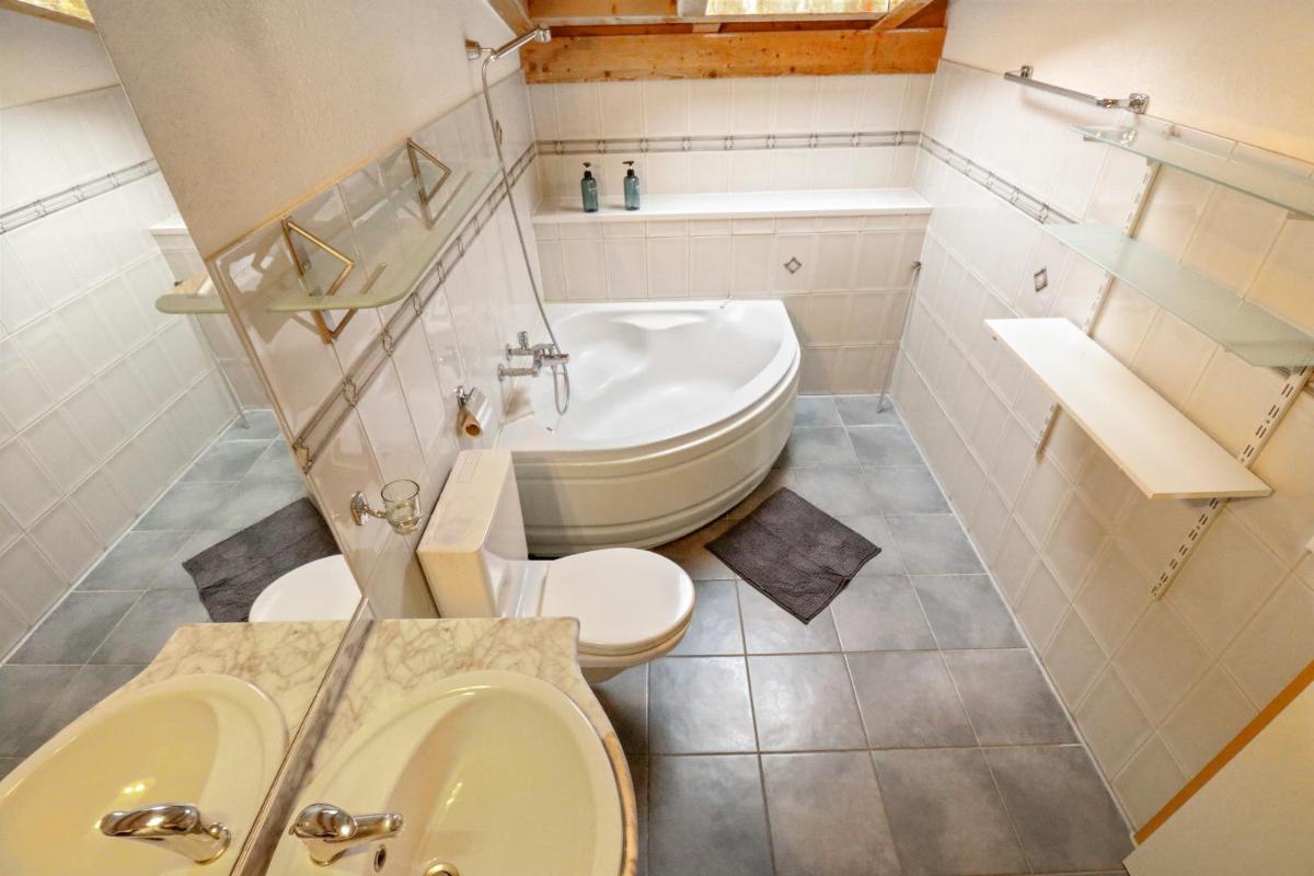 Joli duplex avec piscine - Housity