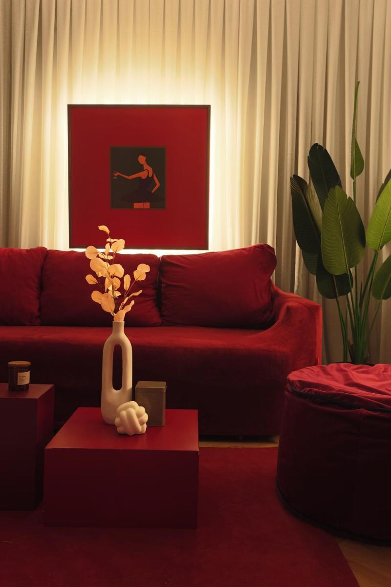 Etern Stays - Maroon Apartment - Housity