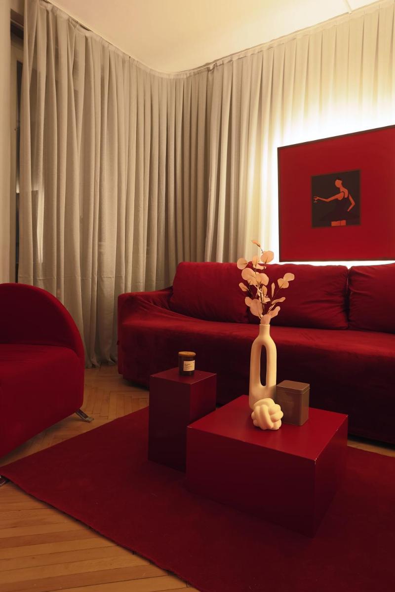 Etern Stays - Maroon Apartment - Housity