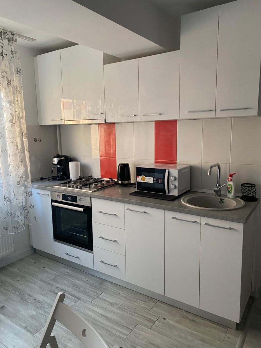 Zian Flat - Housity