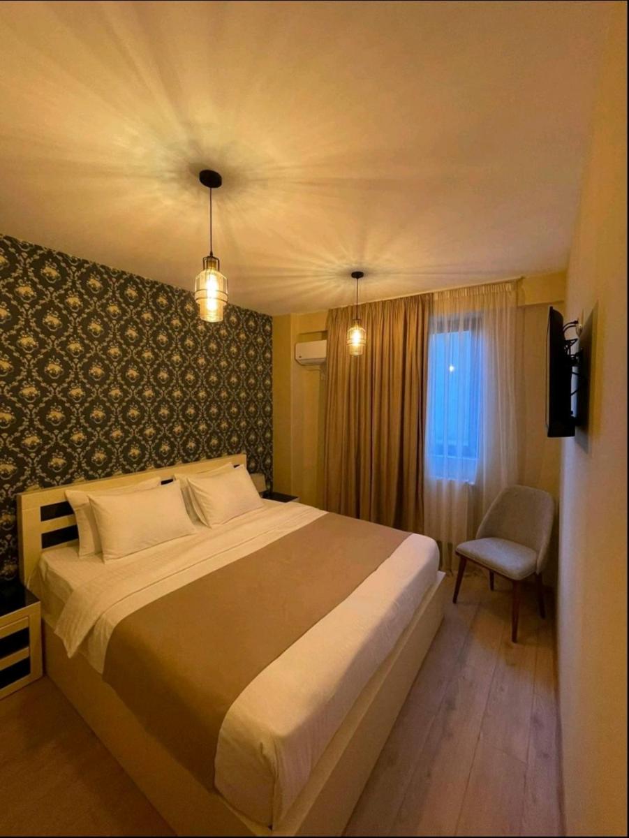 Vere Corner Hotel - Housity