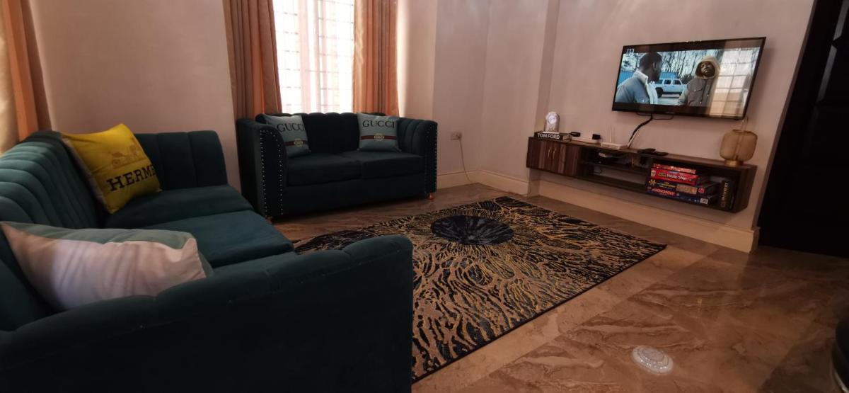 Remarkable 2-Bed Apartment Dar el Salam Tanzania - Housity