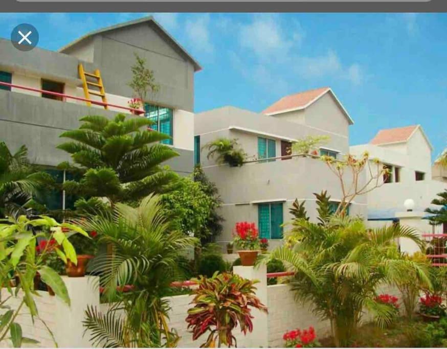 Beautiful duplex house with eye catching views - Housity