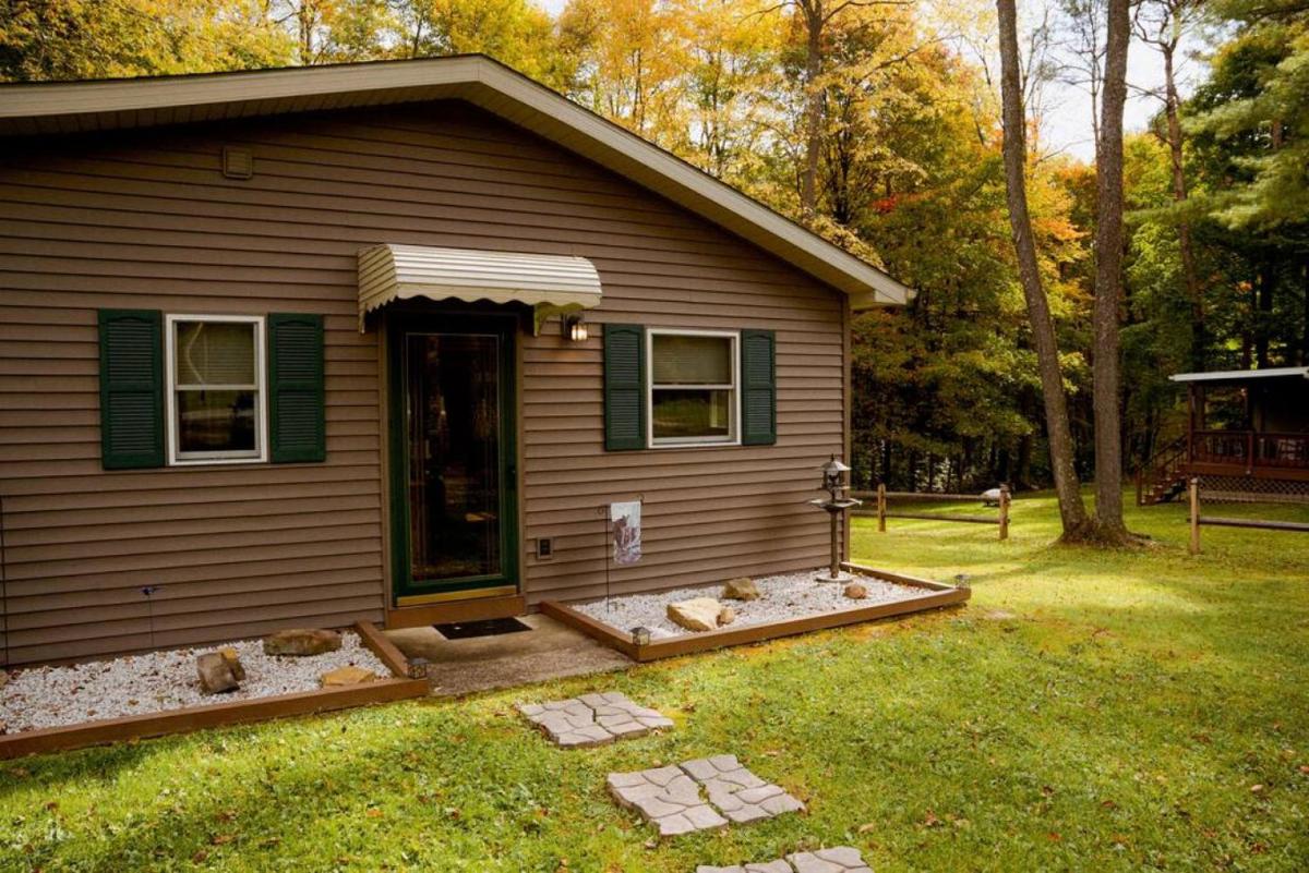 Maple Creek Cabin, minutes from Cook Forest, ANF - Housity