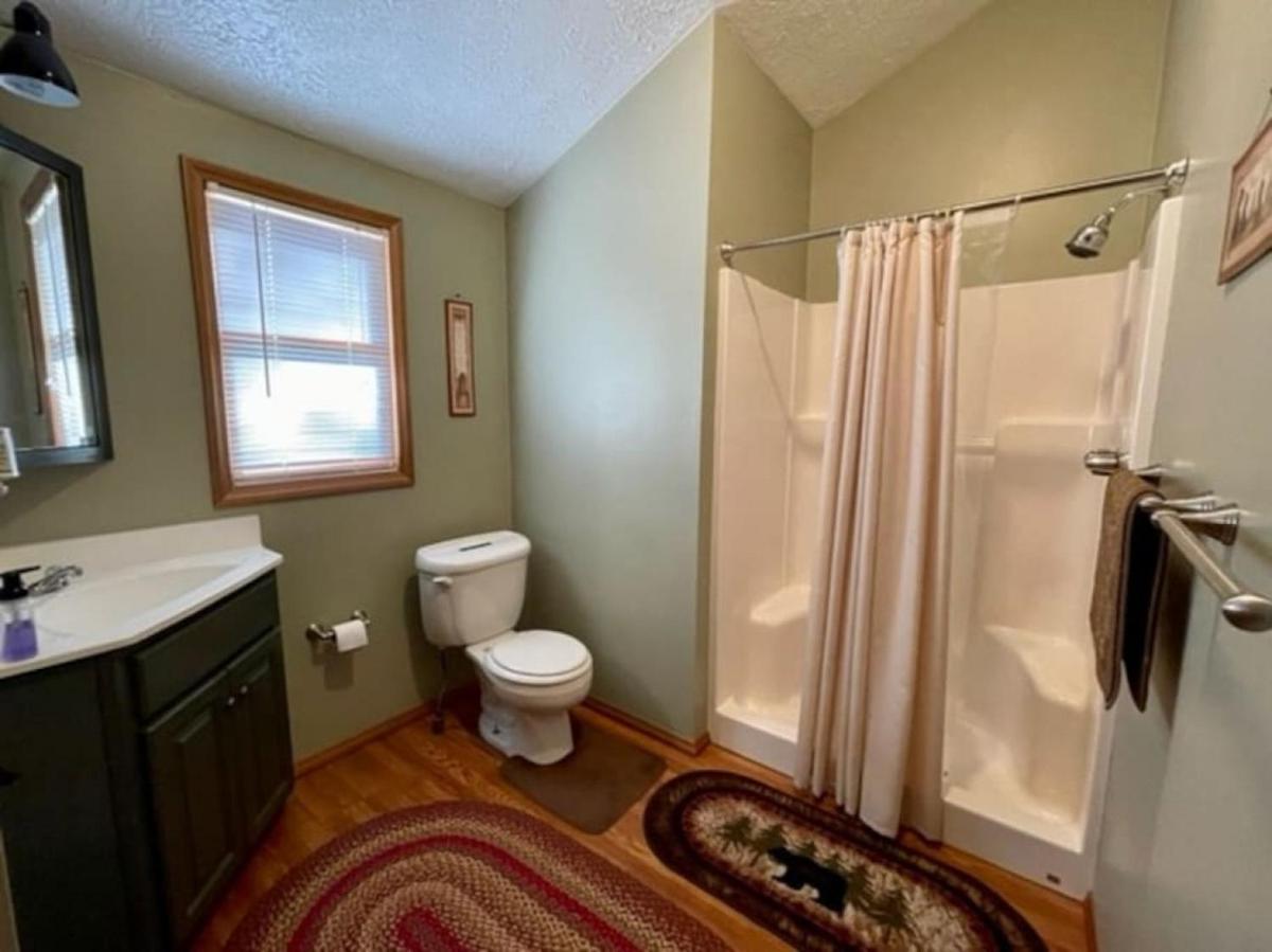 Cozy Cottage near Cook Forest Park, ANF - Housity