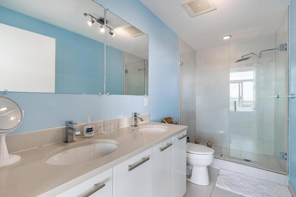 Suitetrails - Midtown Miami Wynwood 2-Story Condo - Vice City