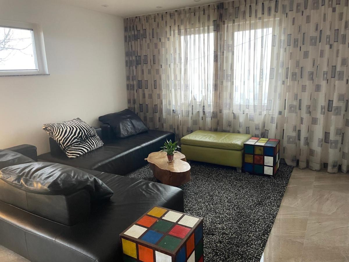 Villa Moska - Housity