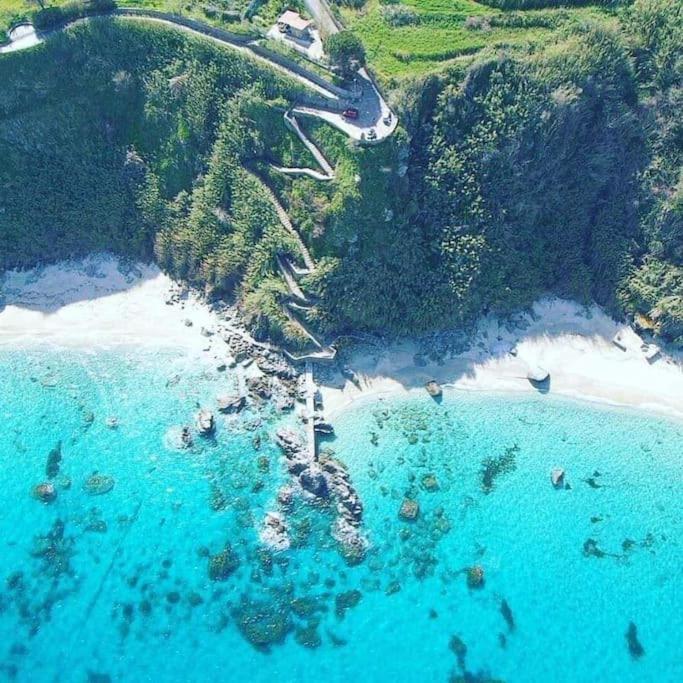 Suitetrails - Casa con giardino nei pressi di Tropea
