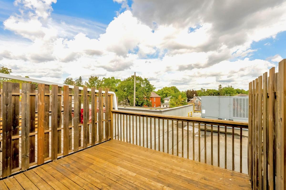 1BR Loft near DT Cambridge -Trails and Parks - Housity