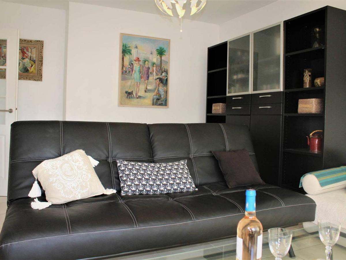 Appartement Climatisé 3P, Piscine, Terrasse Sud, Parking Privé, Proche Plage et Gare - FR-1-252A-70 - Housity