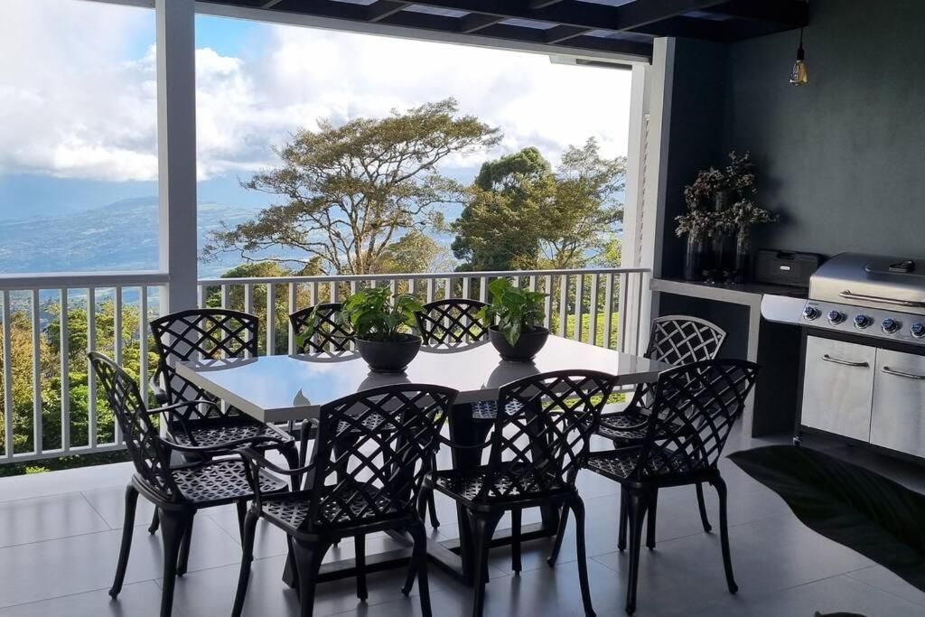 Valley View Country House. Casa de campo y montaña - Housity