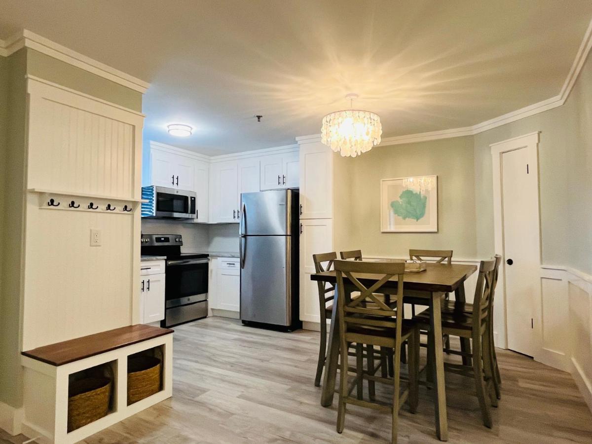 Classy Coastal - Boardwalk to the Beach, 3 pools, Tennis - Housity