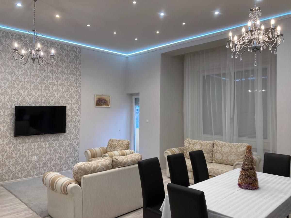 Suitetrails - Sky Apartment