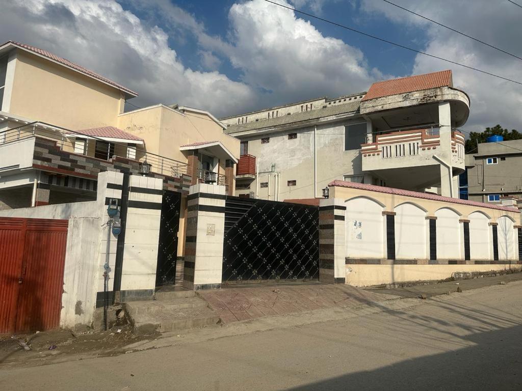 DM Campuses - Housity