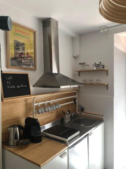 Casa Amélie - Studio with patio - Housity