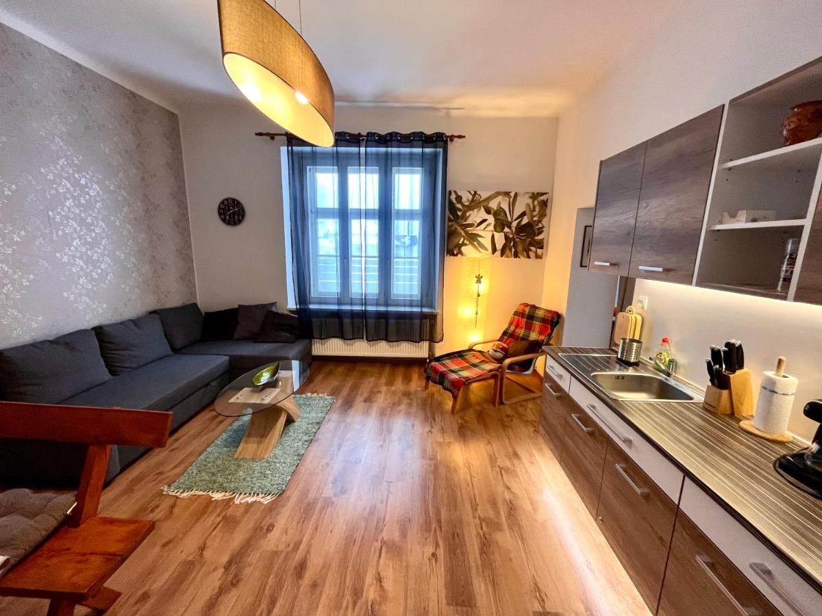 Arnie Apartman - Housity