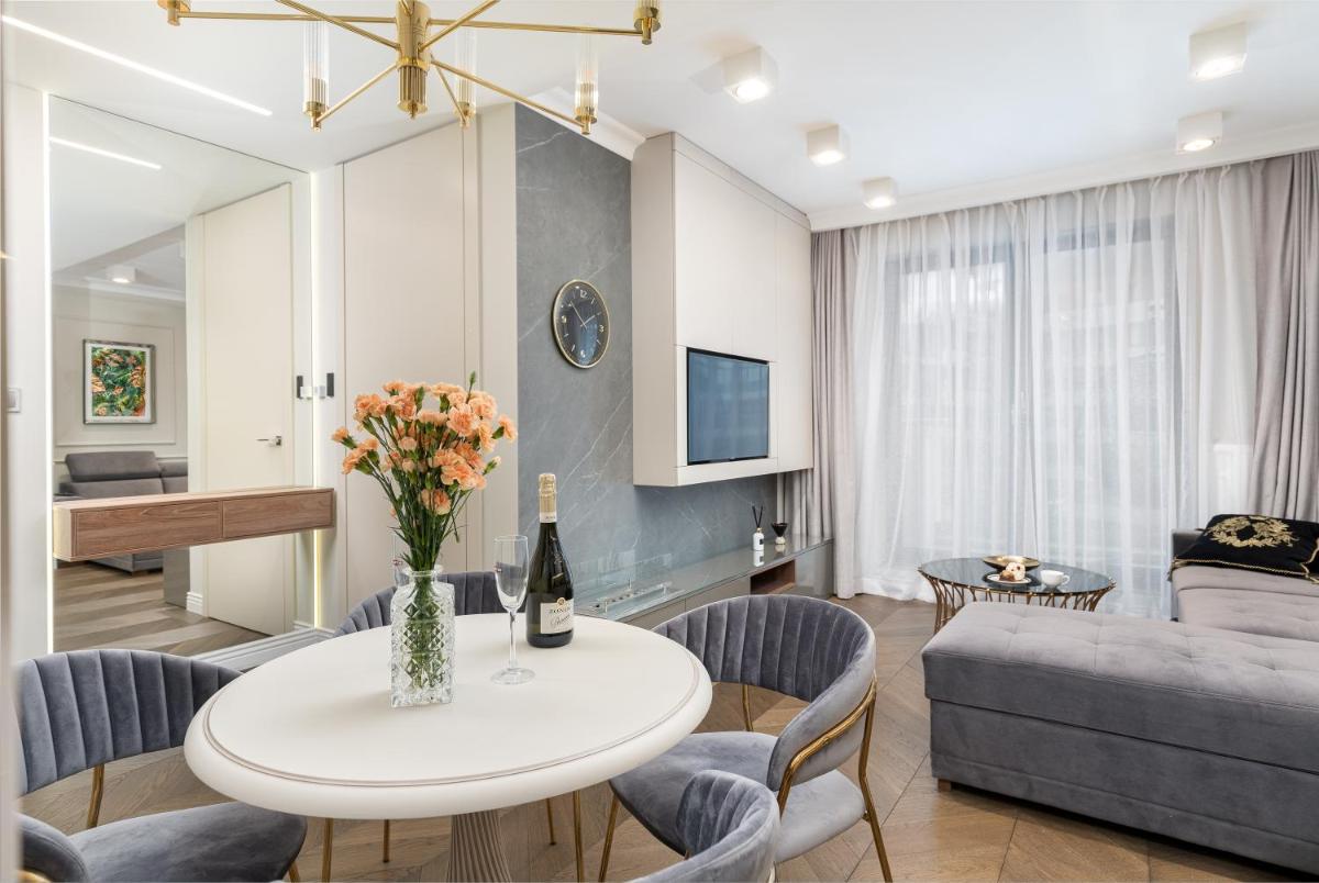 GA Luxury Apartments G244 - Housity