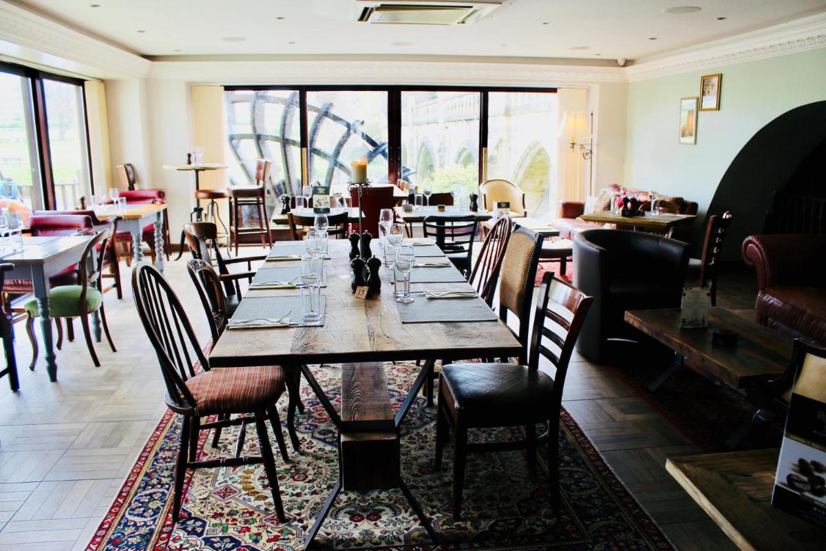 Old Mill Hotel & Lodge - Housity
