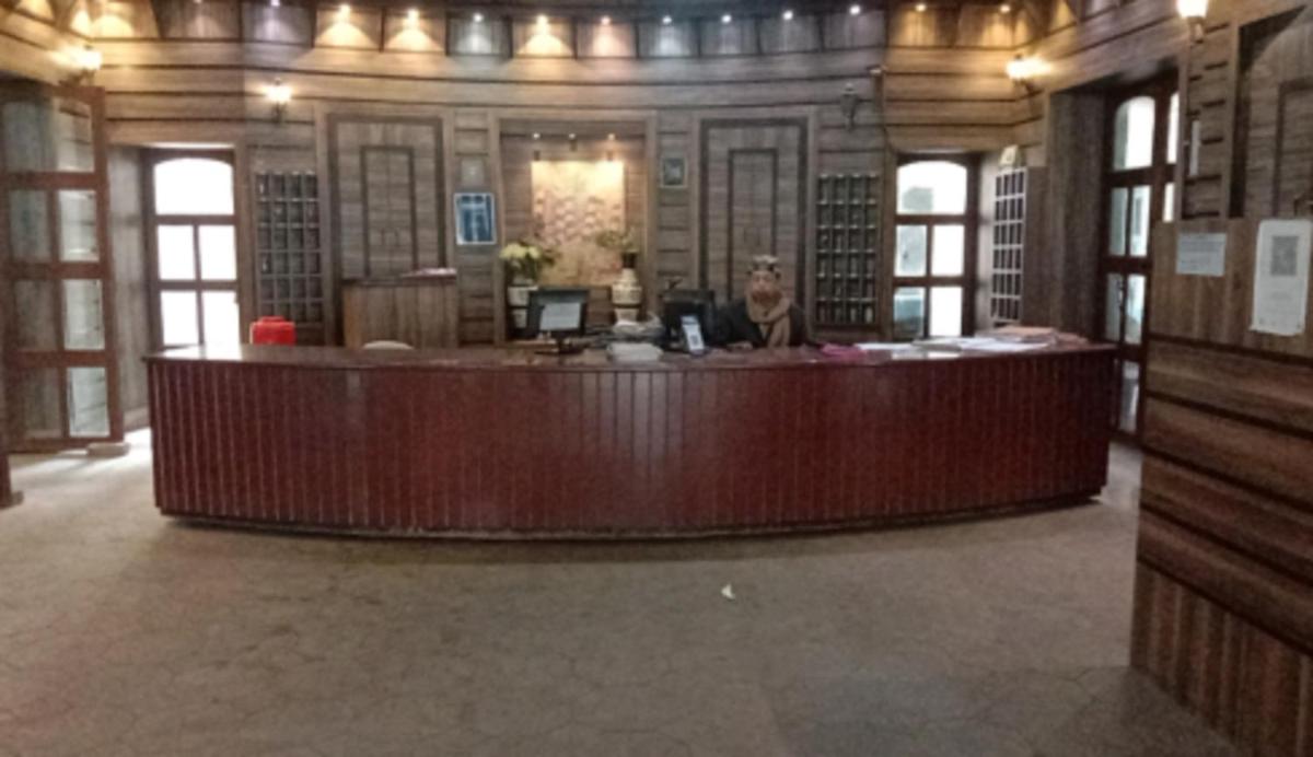 Hotel The Central By WB Inn - Housity