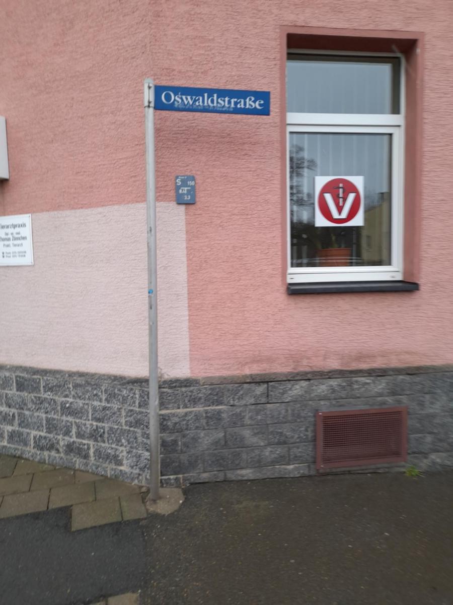 2 Raum Wohnung im DG - Hizvo