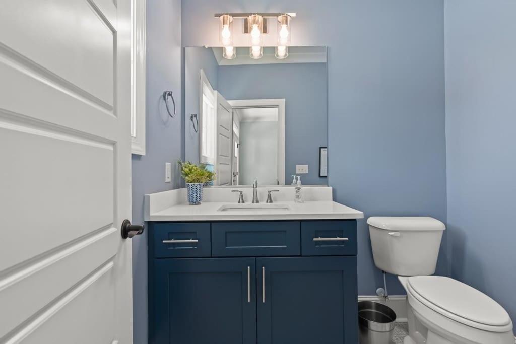 Relax, Rewind, Repeat - New Country Cottage - Housity