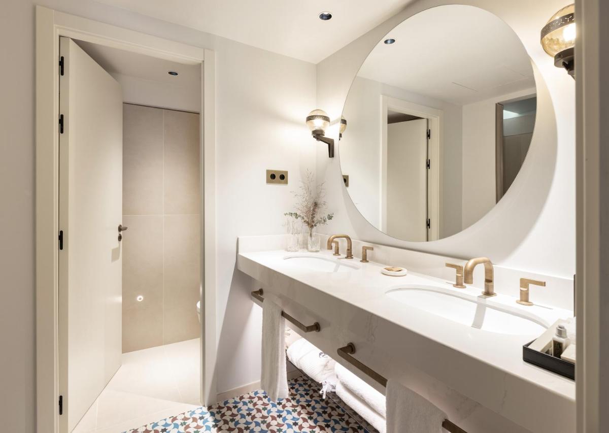Un baño de Seda Club Hotel - Small Luxury Hotels
