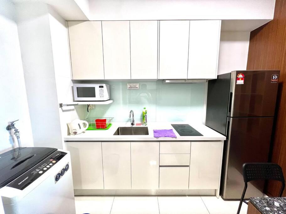 Teega Suites Puteri Harbour Iskandar Puteri #PoolView SeaView - Housity