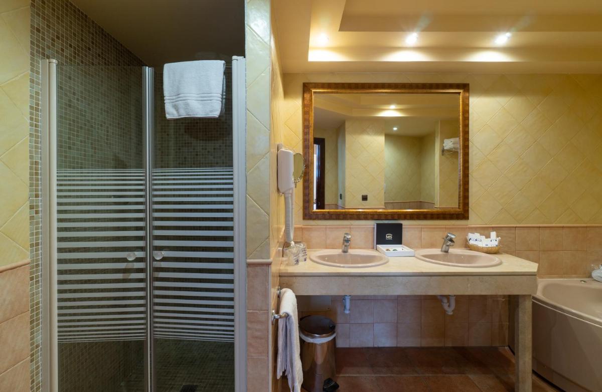 Un baño de MS Amaragua