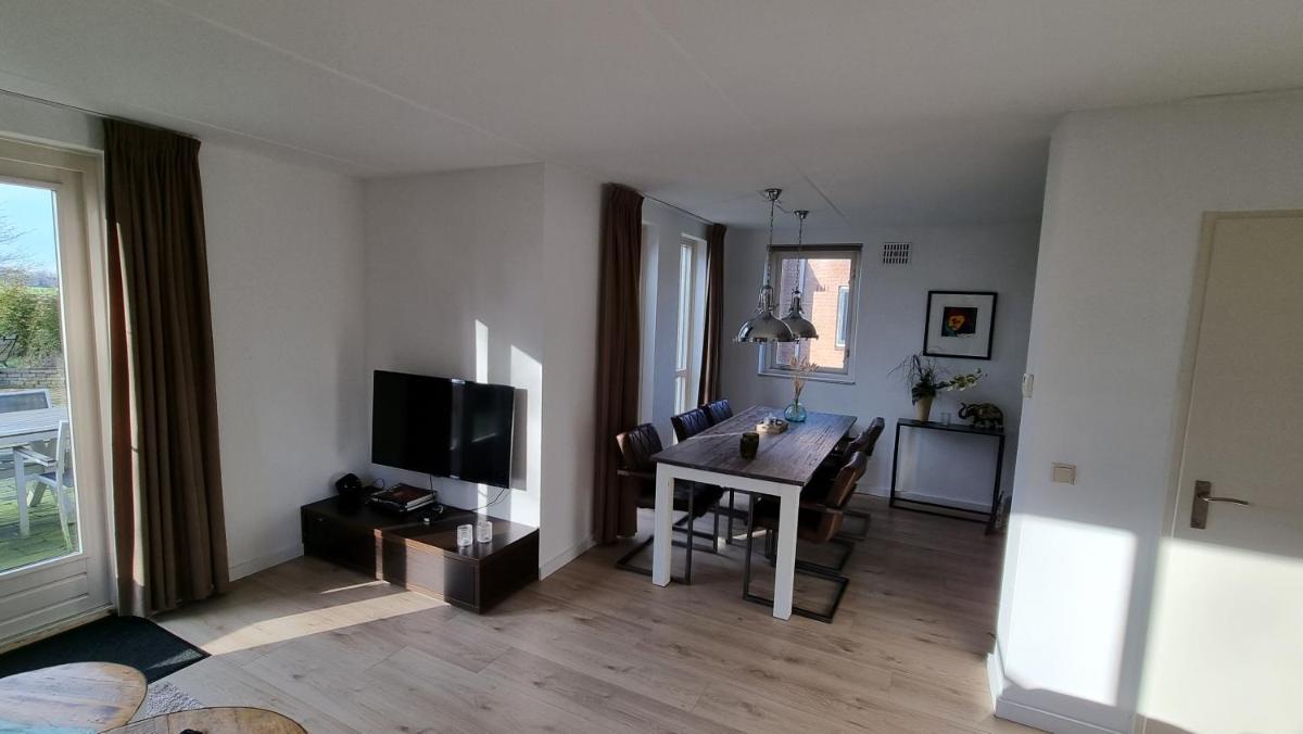 Recreatiewoning Maas en Waal 191 - Housity