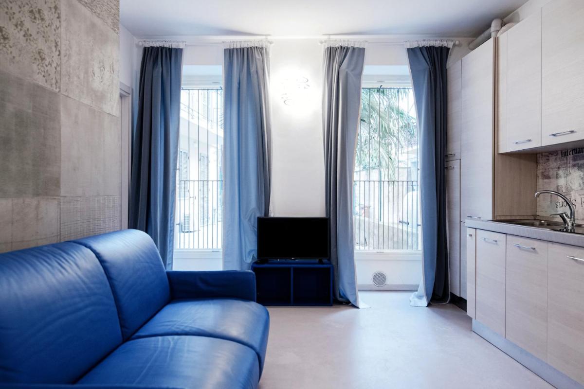 Blue Loft - The House Of Travelers - Housity