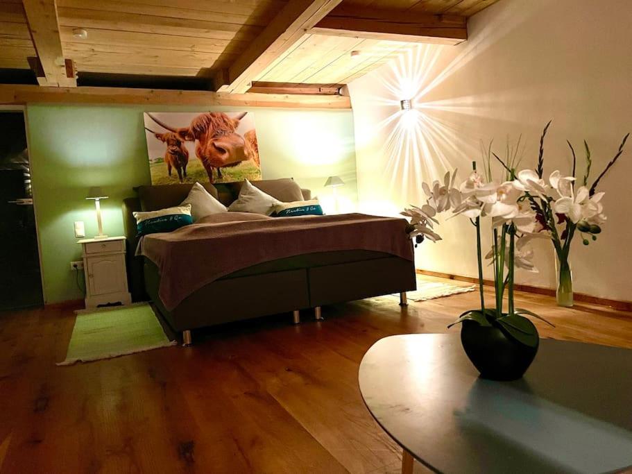 Ferienwohnung mit Luxusbad, Terrasse Ostseenähe - Housity