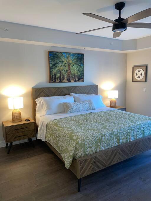 Updated Beach Condo! Facing Heated Pool & Sunset! - Housity