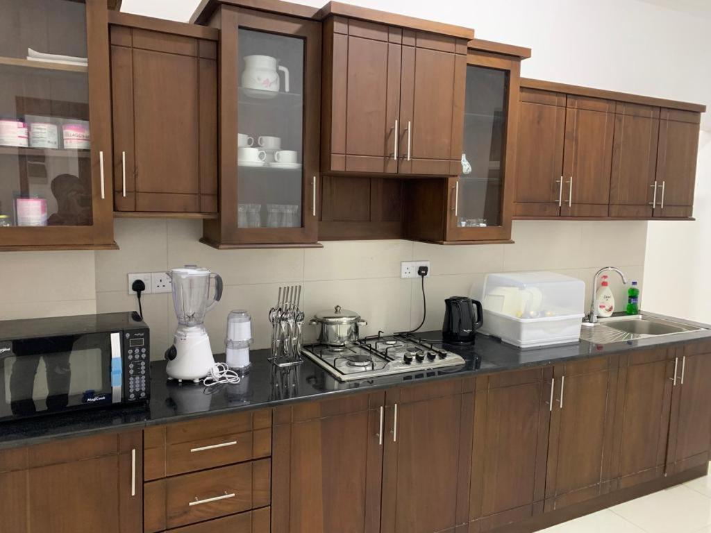 Trend Marine Apartment, Colombo - Housity
