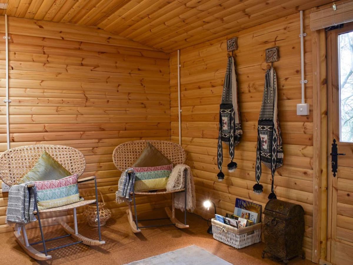 Easthorpe Retreat - Housity