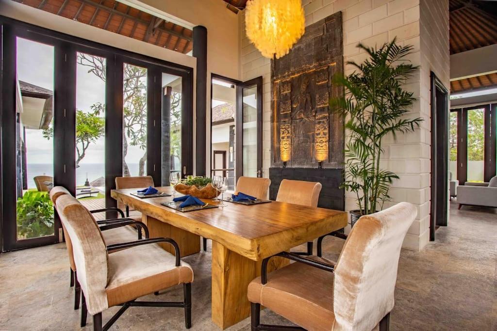 Nusa Dua Ocean View 4 Bedroom Bibi Bali - Housity