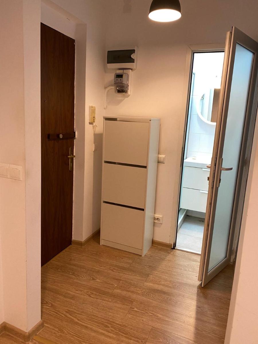 Suitetrails - Beautiful style apartment in center bucharest