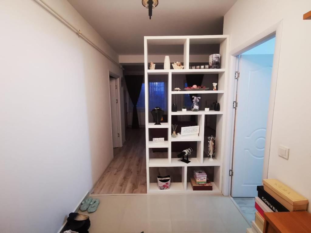 Scheia Apartaments - Housity