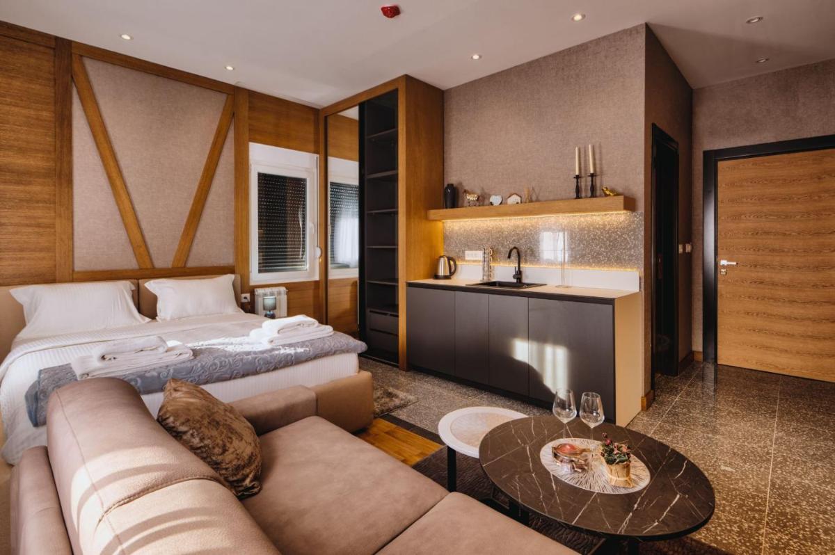 Studio 2 Modern Mountain 2 - Housity