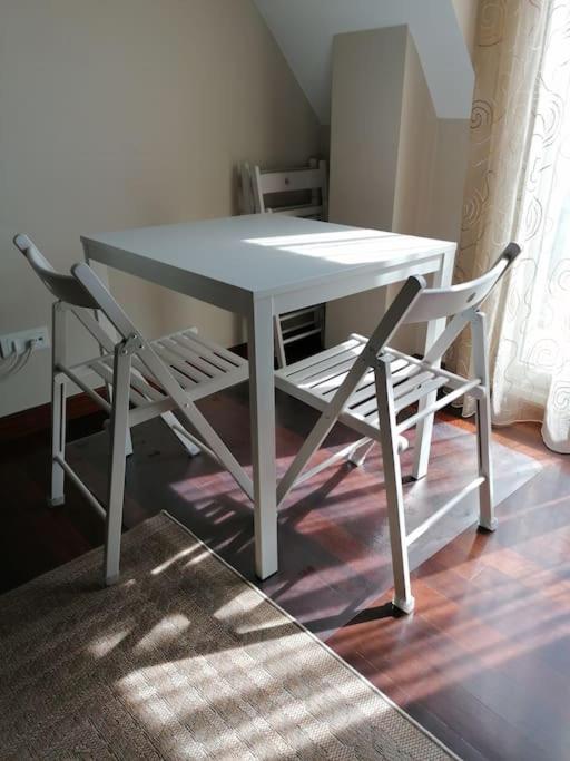 Apartamento en Soto de la Marina. Wifi y piscina. - Housity