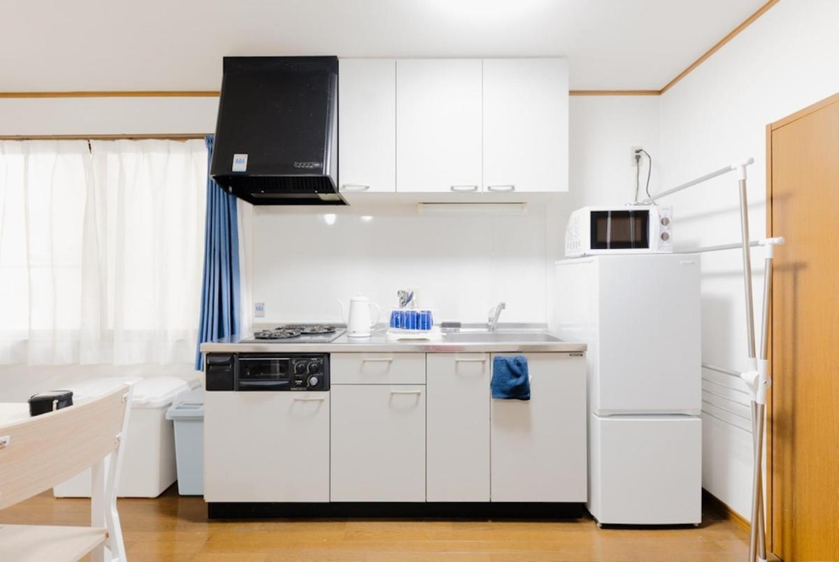 Easy to visit Kyoto Kobe Nara Osaka, 3 mins walk to Dotonbori & Namba - Housity