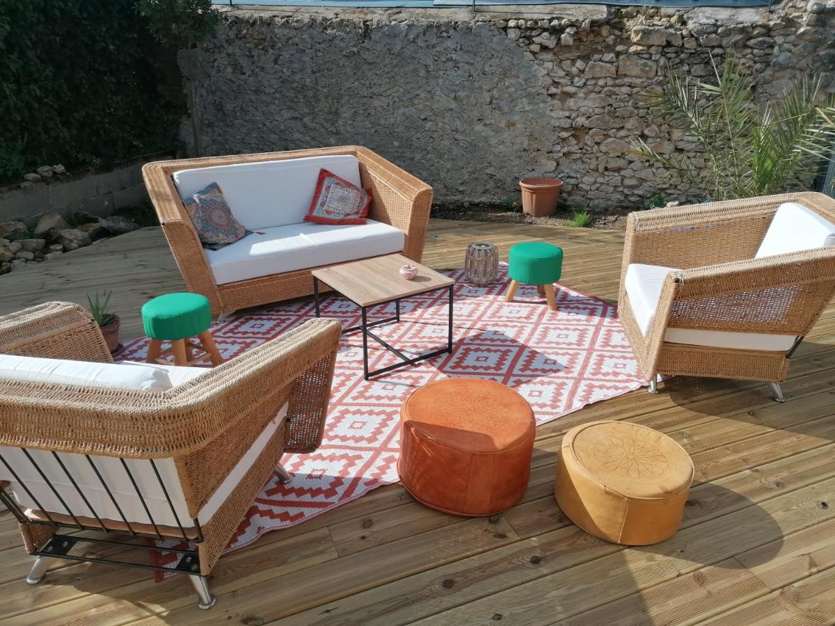 Chambre à louer chez habitant proximité circuit 24h - Housity
