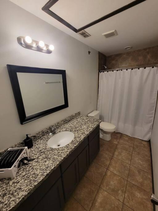 Apartment 1 mile away from UTRGV - Housity
