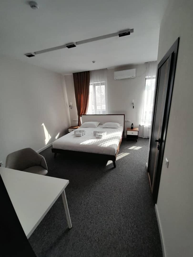 Hotel 78 Cafe - Housity