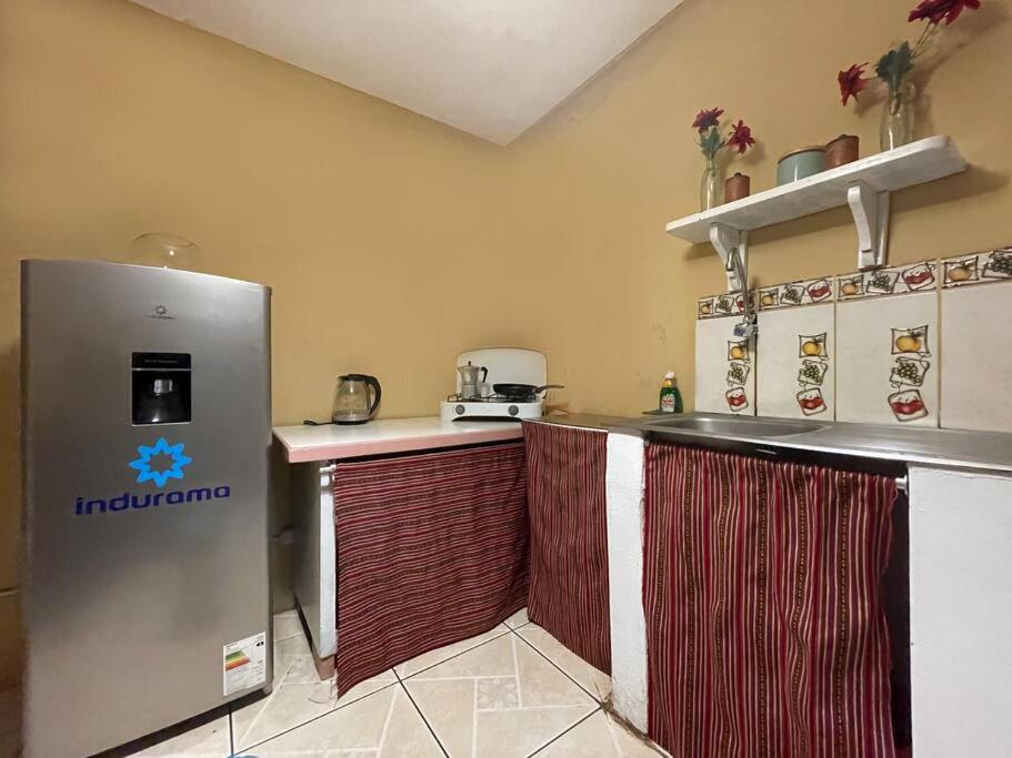 Apartmento en Plaza San Blas. Centro Histórico. - Housity