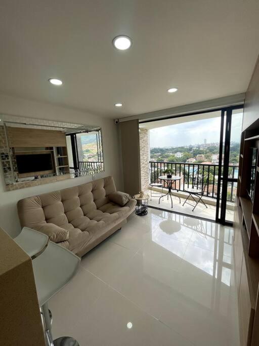 Hermoso e iluminado Apartamento - Housity