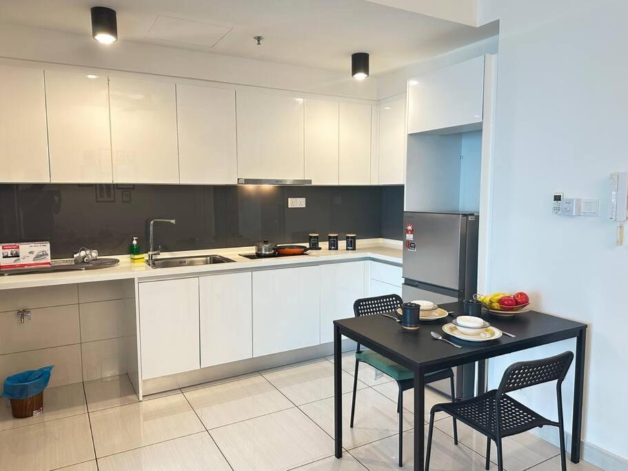 Almas Suites Cozy Studio 100mbps Netflix By STAY - Hizvo